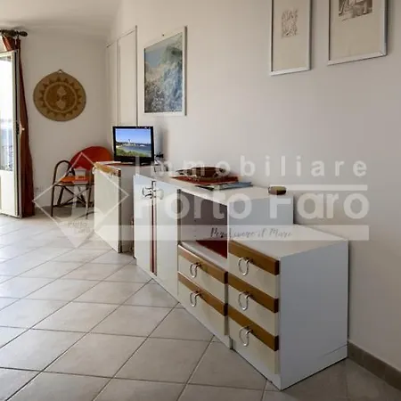 9 Faro - Porto Faro Finestra Su Un Mare D'amare ヴィラ パラーウ
