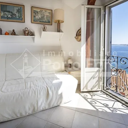 9 Faro - Porto Faro Finestra Su Un Mare D'amare * パラーウ
